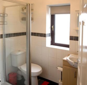 Bryngwran Apartment | Scenic Mountain View Apartment - Close to Beautiful Beaches