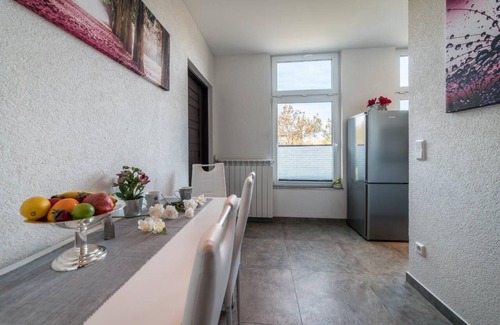 Thale Apartment | Scenic Mountain-View Apartments FeWo Roßtrappe with Breakfast