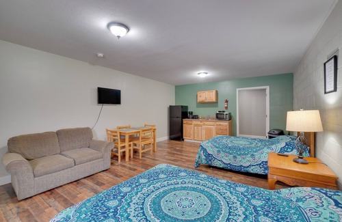 Briceville Apartment | Pet-Friendly Briceville Studio with Gorgeous Mountain Views