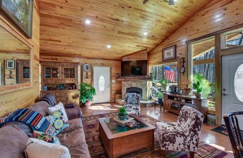 Clayton House | Scenic Mountain-View Cabin Near Downtown Clayton