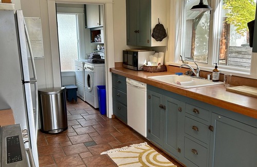 Winthrop House | Mountain View Castle: Pet-Friendly Retreat Near Winthrop!