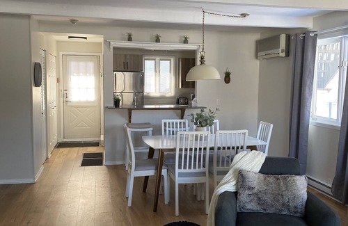 Mont-Tremblant Condo | Inviting Mountain View Condo for 6-8 with Great Amenities