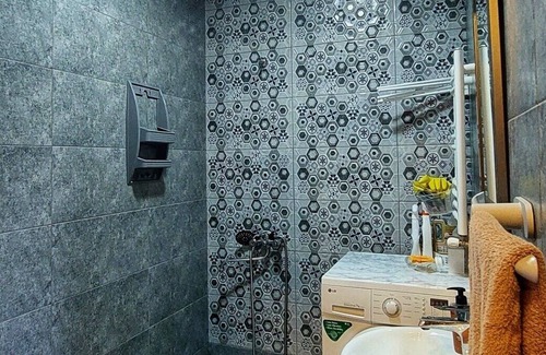 Tbilisi Apartment | Mountain View Haven:Serenity&fresh air&near Subway