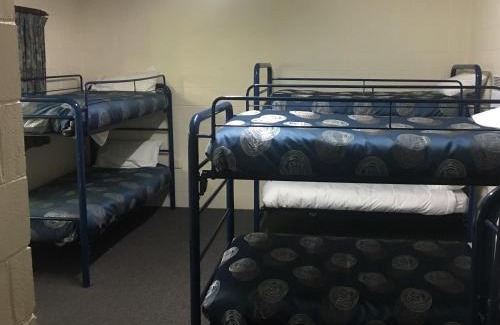 Harrietville Hotel | Relax at Mountain View Holiday Retreat with Kid-Friendly Amenities