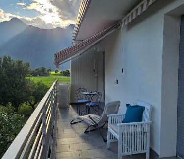 Prata Camportaccio Apartment | Scenic Mountain View House: Pet-Friendly with Breakfast