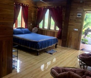 Kampot Villa | Mountain View House Kampot