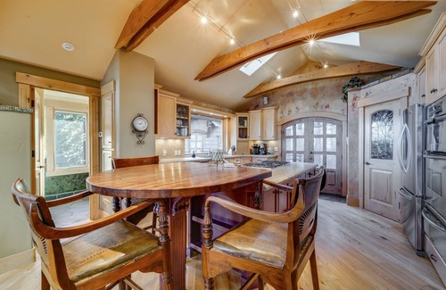 Crystal Bay House | Mountain view house with deck, fireplaces, steam shower & views into lake