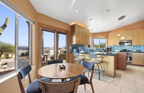 Fountain Hills House | Relaxing Mountain View Getaway in Fountain Hills with Hot Tub