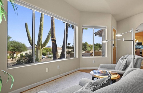 Fountain Hills House | Relaxing Mountain View Getaway in Fountain Hills with Hot Tub
