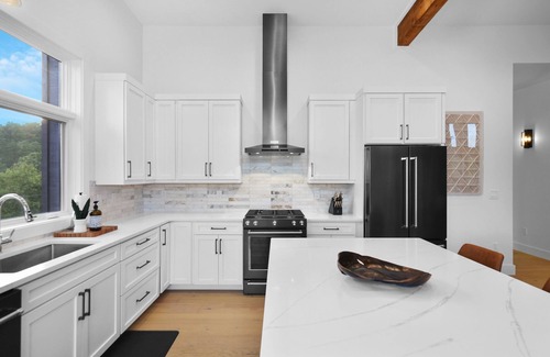 Foxfire Estates Cabin | Discover Mountain View Manor: Modern 5BR Near Blue Ridge
