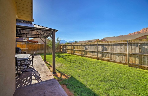 Moab South Valley Cottage | Relaxing Moab Retreat with Pool and Hot Tub Access