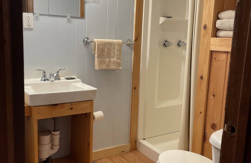 Stratton Hotel | Scenic Mountain View Motel & Campground - 9.2/10 Guest Rated