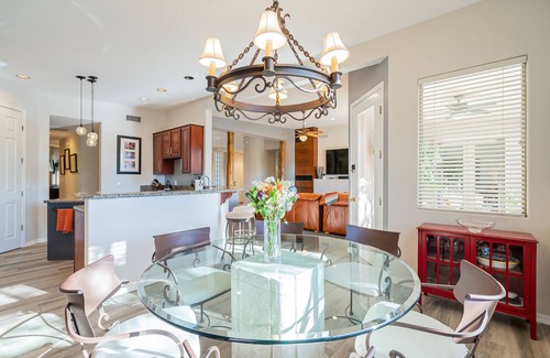 Pinnacle Peak House | Luxury Retreat with Hot Tub, Gym & Private Backyard