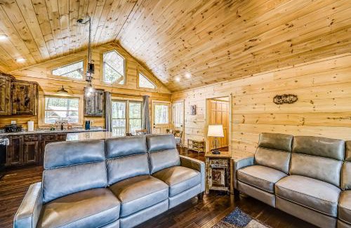 Cherry Log House | Serene Mountain View Retreat for Family Getaways