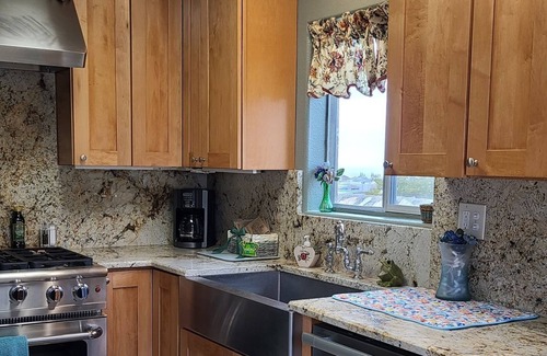 El Paso Cottage | Guest Rated 10/10: Mountain View Southwest Casita with Kitchen