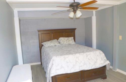 Hemet House | Cozy Mountain View Studio: Pet & Child Friendly Retreat