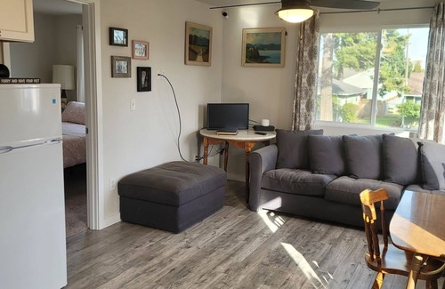 Fort Lewis House | Scenic Mountain Views with Pet-Friendly Amenities Await
