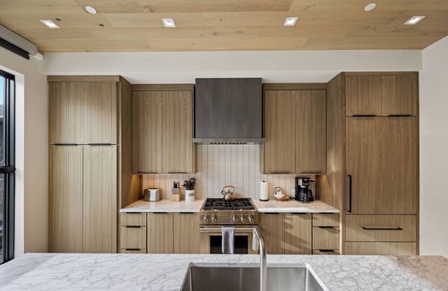 Jackson Condo | Mountain Views & Fall Trails | Hot Tub Escape