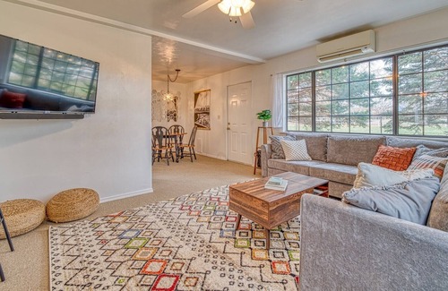 Lincoln Park Other | Mountain Views & Modern Amenities