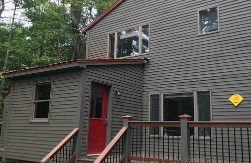 Sunday River Area Condo | Scenic Mountain Retreat: Pet-Friendly & Family Amenities