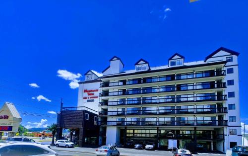 Pigeon Forge Hotel | Inviting Escape at Mountain Vista Inn & Suites - Parkway