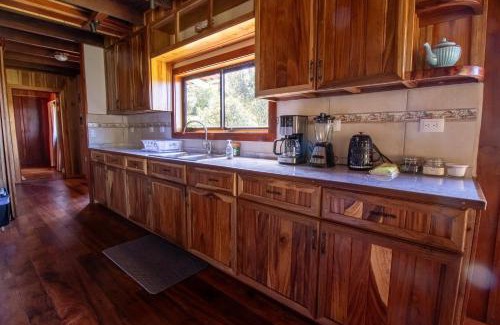 Monteverde Ski Chalet | Experience Mountain Wonders Chalet: Family-Friendly Retreat