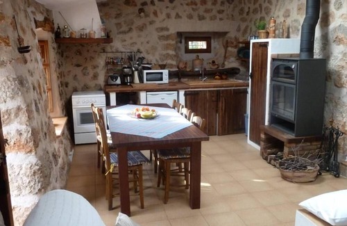 Fornalutx Cottage | Serene Mountains Cottage by the Sea: Nature & Comfort Await