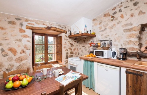 Fornalutx Cottage | Serene Mountains Cottage by the Sea: Nature & Comfort Await