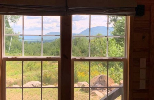 Tamworth Cabin | Pet-Friendly Mountainside Cabin with Breathtaking Views