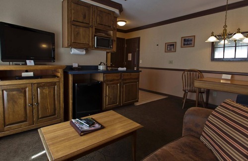 Estes Park Resort | Mountainside Condo North on Prospect Mtn w/ WiFi & Resort Pool