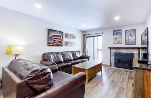 Frisco Apartment | Mountainside Refresh: Family-Friendly with Pool & Hot Tub