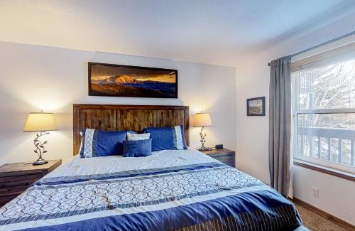 Frisco Apartment | Mountainside Refresh: Family-Friendly with Pool & Hot Tub