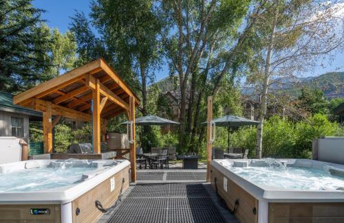 Telluride Hotel | Pet-Friendly Mountainside Inn 301 - Rated 8/10 by Guests