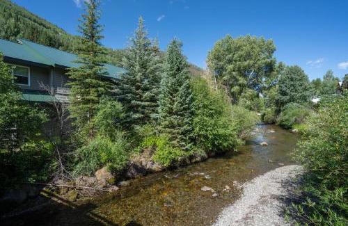 Telluride Hotel | Cozy Stay at Mountainside Inn 410 - Pet and Child Friendly