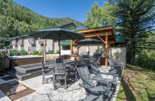 Telluride Hotel | Cozy Stay at Mountainside Inn 410 - Pet and Child Friendly