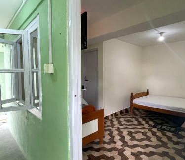 Gangtok House | Mountaintop Guest House: Pet & Child Friendly Retreat