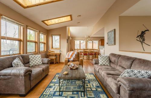 Hunter House | Scenic Mountaintop Retreat with Hot Tub and Night Sky Views