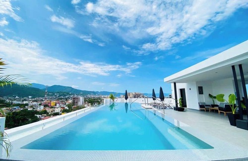Puerto Vallarta Apartment | Mountainview Condo in Versalles, Roof Pool!