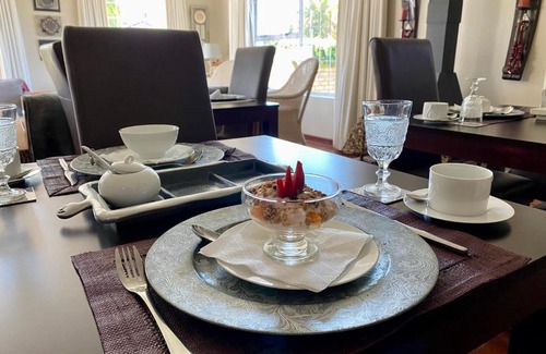 Kenridge Bed & Breakfast | Mountainview Guesthouse: Rated 9.3/10 with Oceanfront Pool