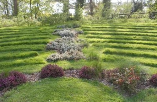 Mountshannon Cottage | Relaxing Cottage at Mountshannon with Massage Treatments