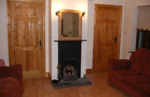 Mountshannon Cottage | Relaxing Cottage at Mountshannon with Massage Treatments