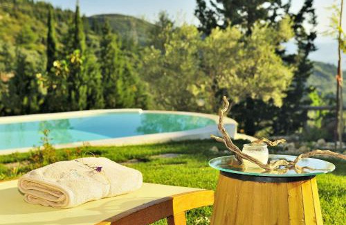 Spanokhorion Villa | Delightful Mounty Island Villas: Guest Rated 9.8/10 with Pool