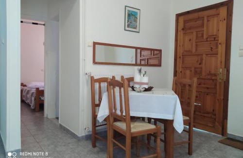 Keramidi House | Family-Friendly Mourayio: Guest Rated 10/10 for Comfort