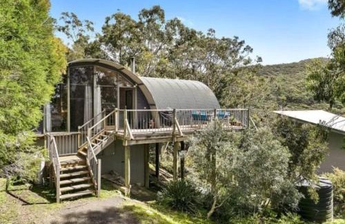 Kennett River House | Discover Mouzel: Top-Rated Family-Friendly Hotel Awaits