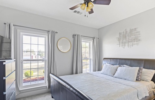 Ramer House | Exciting Movie Room & Pool Table Near Golf Course!