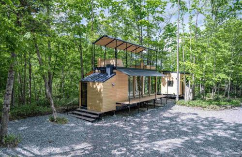 Taiki Cabin | Discover Moving Inn Tokachi Kitanomori: Pet-Friendly Retreat