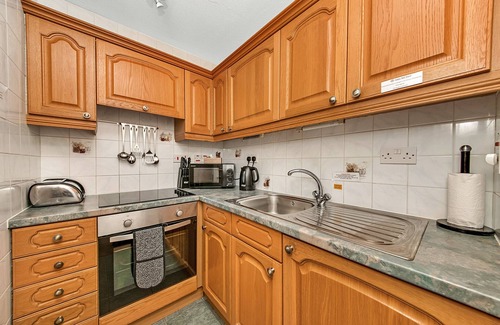 Thirsk Apartment | Relaxing Retreats at Mowbray Hall Apartment in Comfort