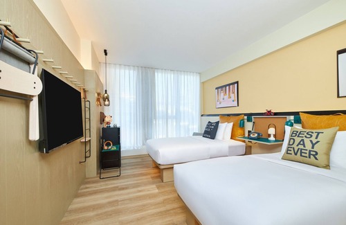 Zhonglou Shangquan Hotel | Modern Moxy Xi'an Downtown: Rated 8.8 with Family-Friendly Amenities
