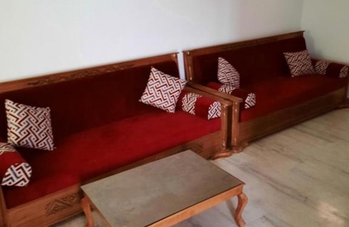 Hammam Al Agzaz House | Pet-Friendly Getaway at Mpurad Place for Families