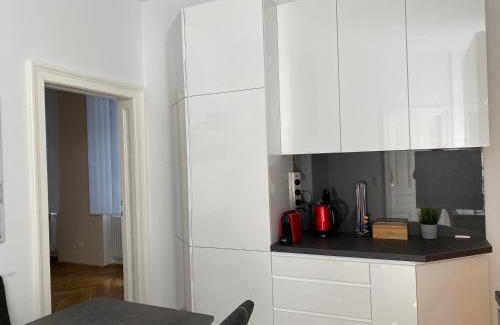 Mariahilf Apartment | Outstanding MQ Appartement: Child-Friendly & Highly Rated